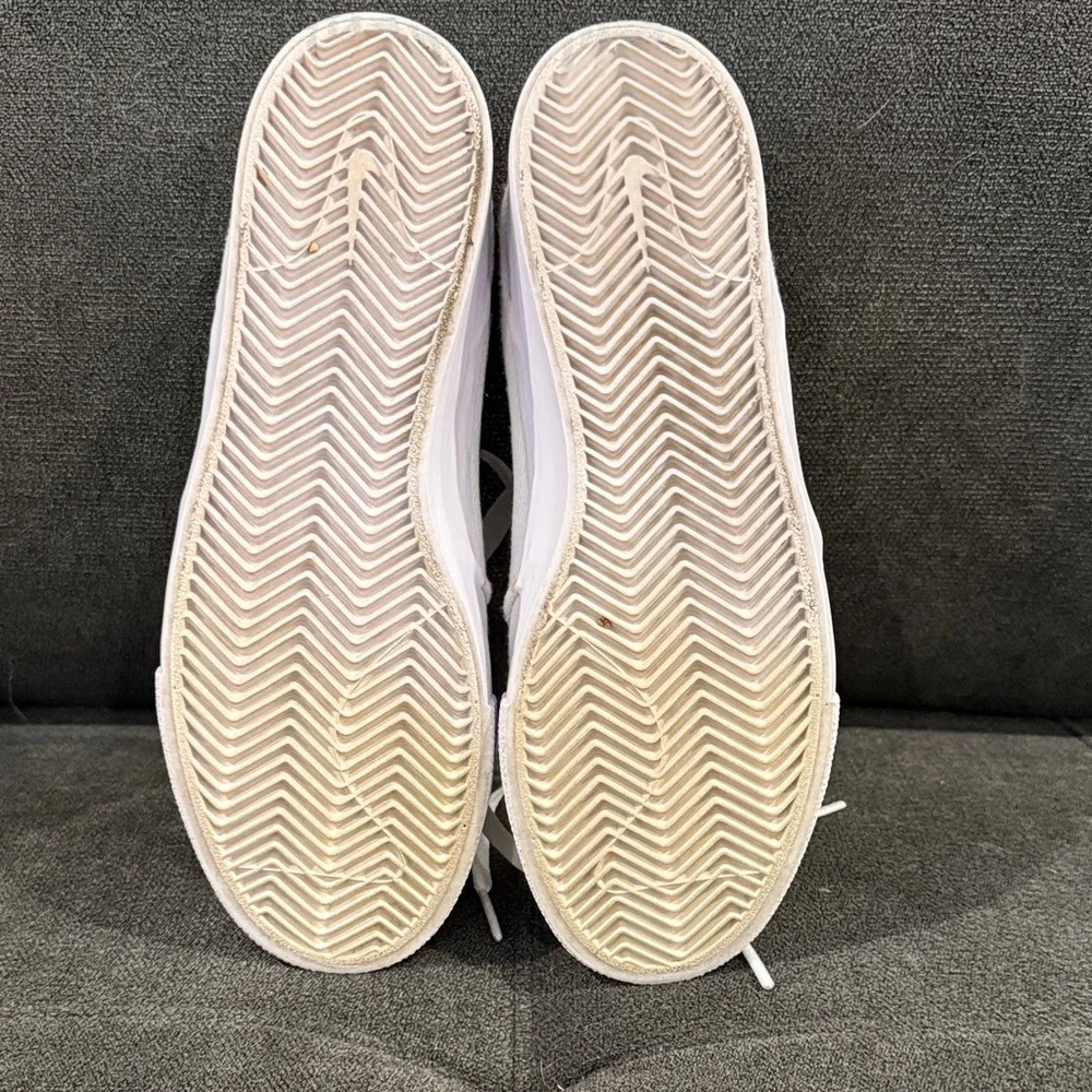 Nike Zoom Stefan Janoski White Low-Top Canvas Sneakers size 4